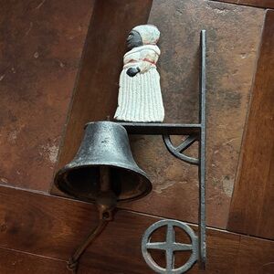Vintage Mammy Cast Iron Bell!
